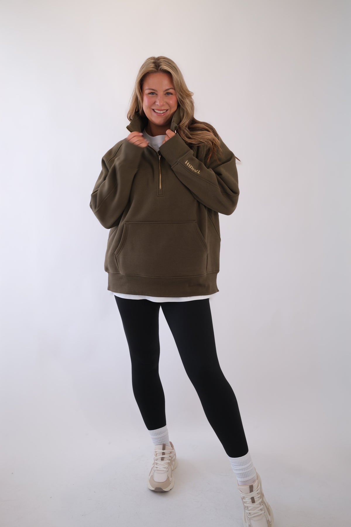 INDIE HALF ZIP KHAKI