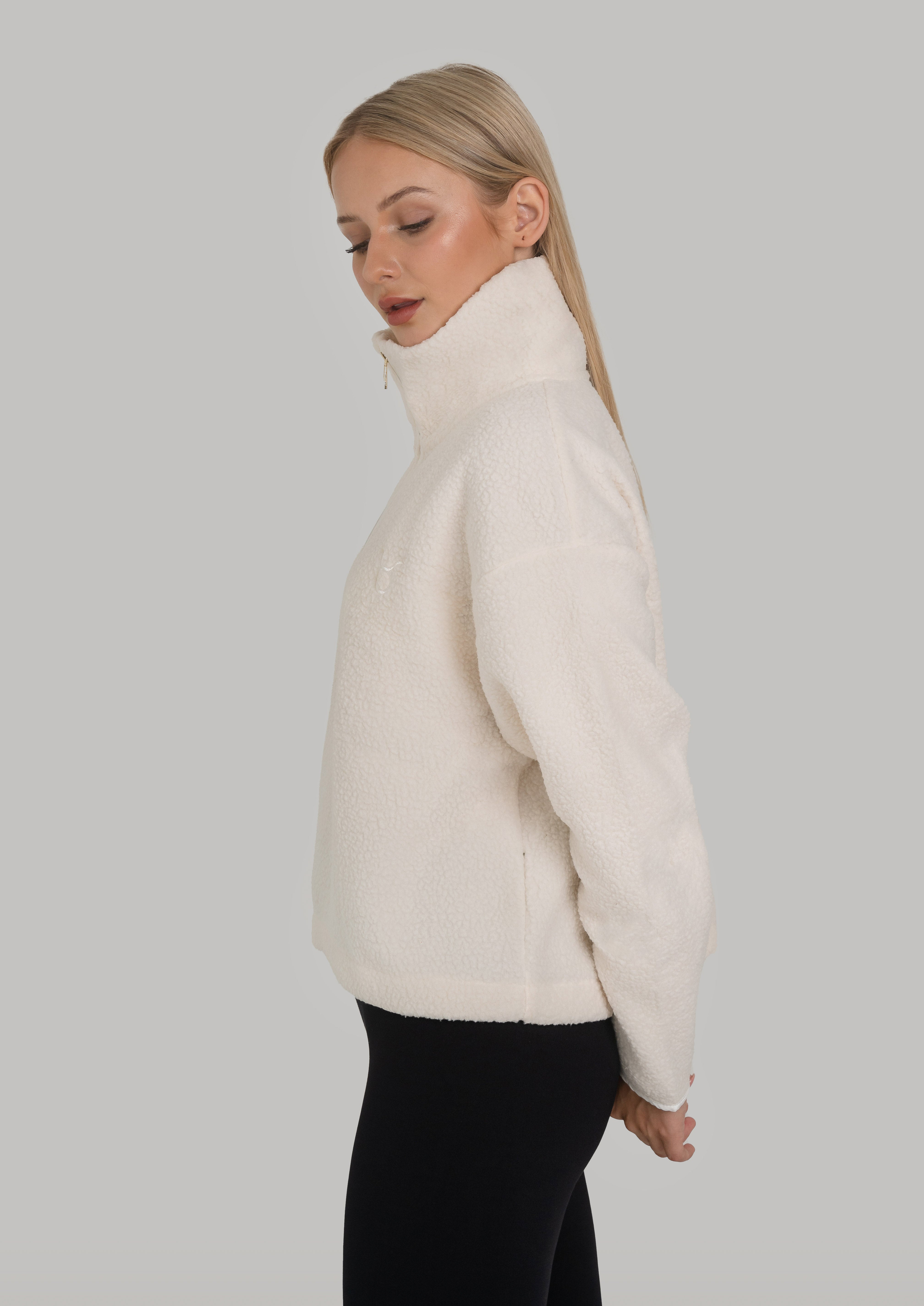 Mystique Fleece Cream