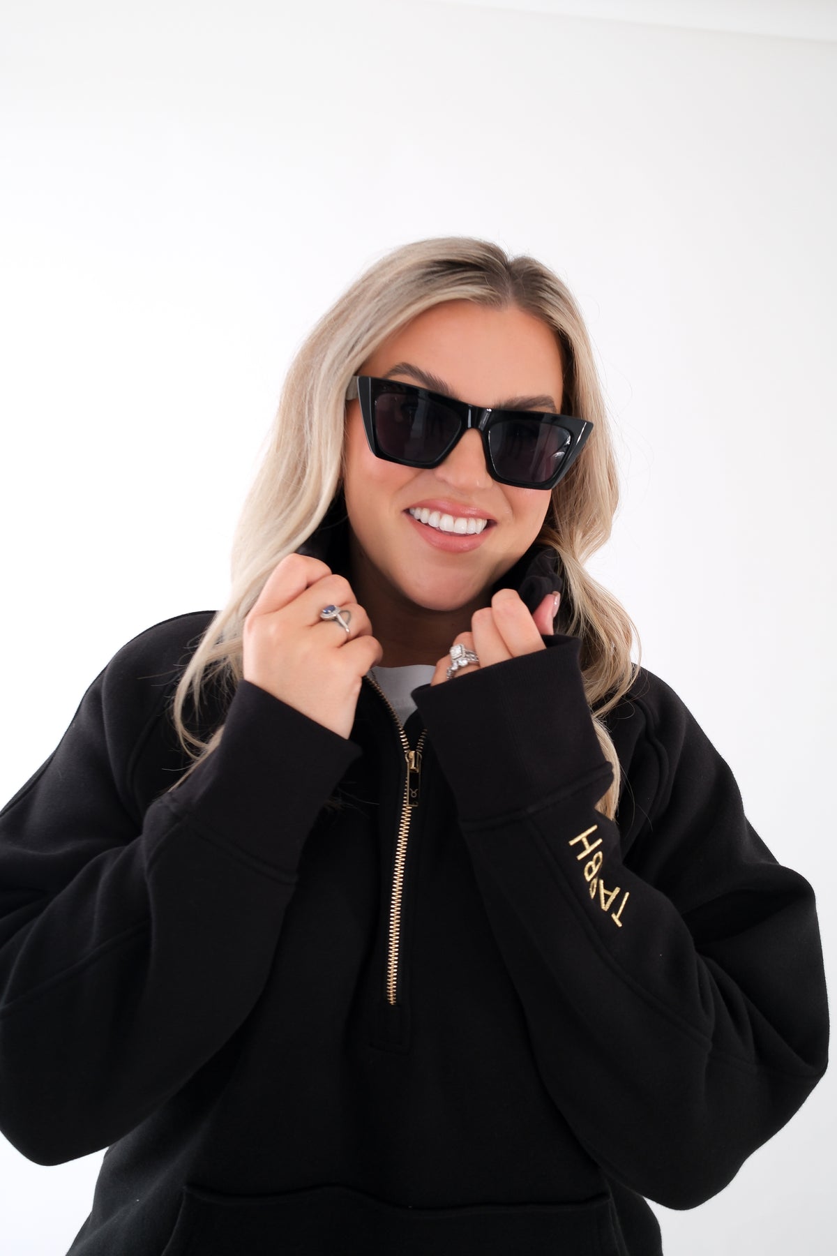 INDIE HALF ZIP BLACK