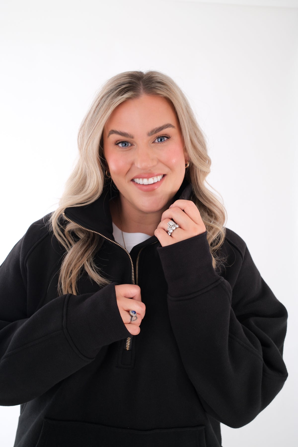 INDIE HALF ZIP BLACK