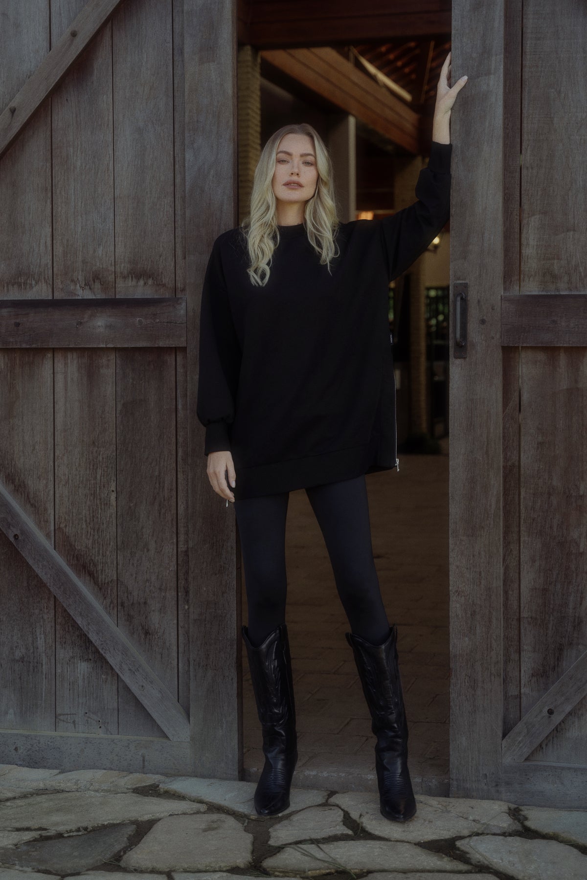 ISLA SWEATER BLACK